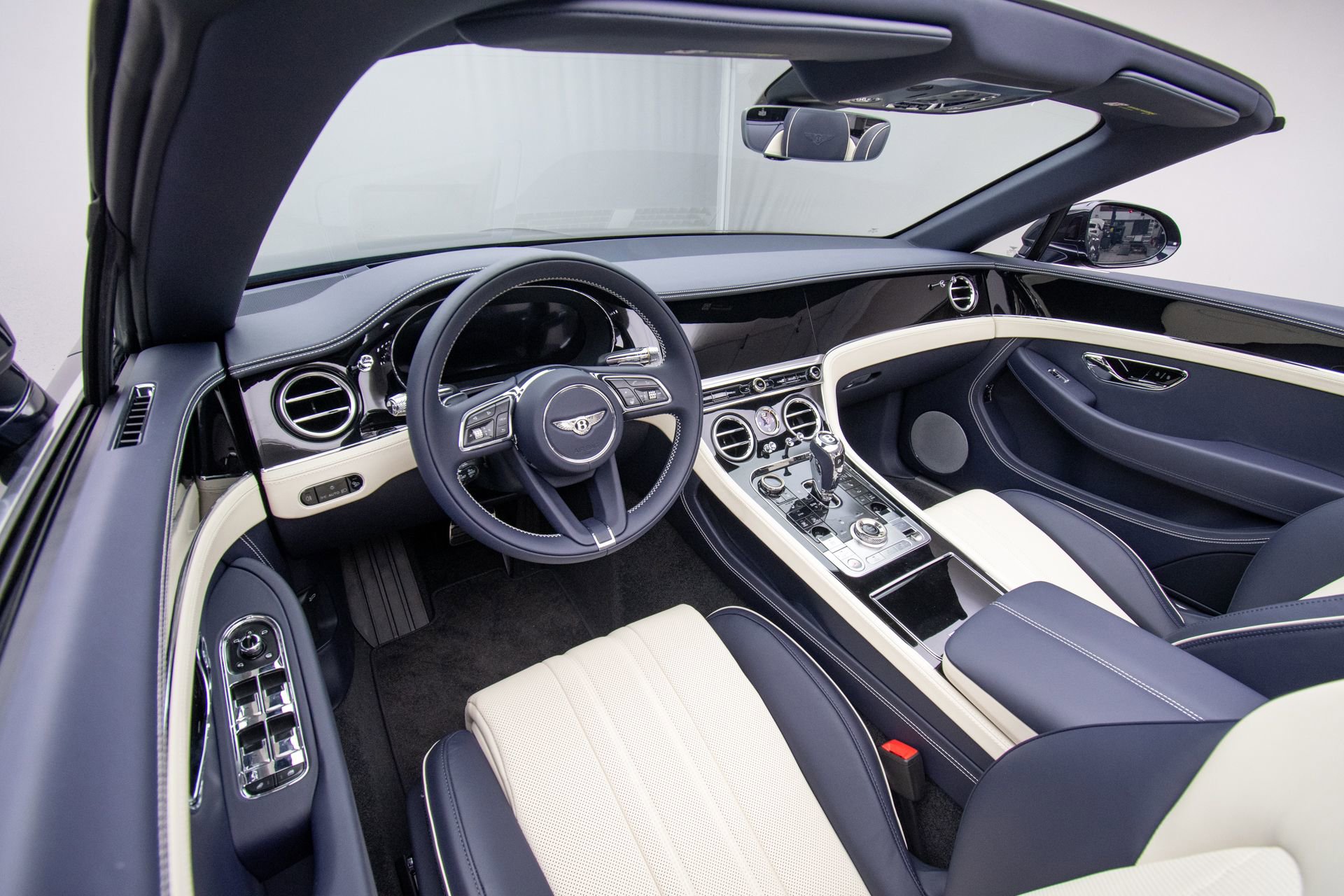 New 2026 Bentley Continental GTC image 17