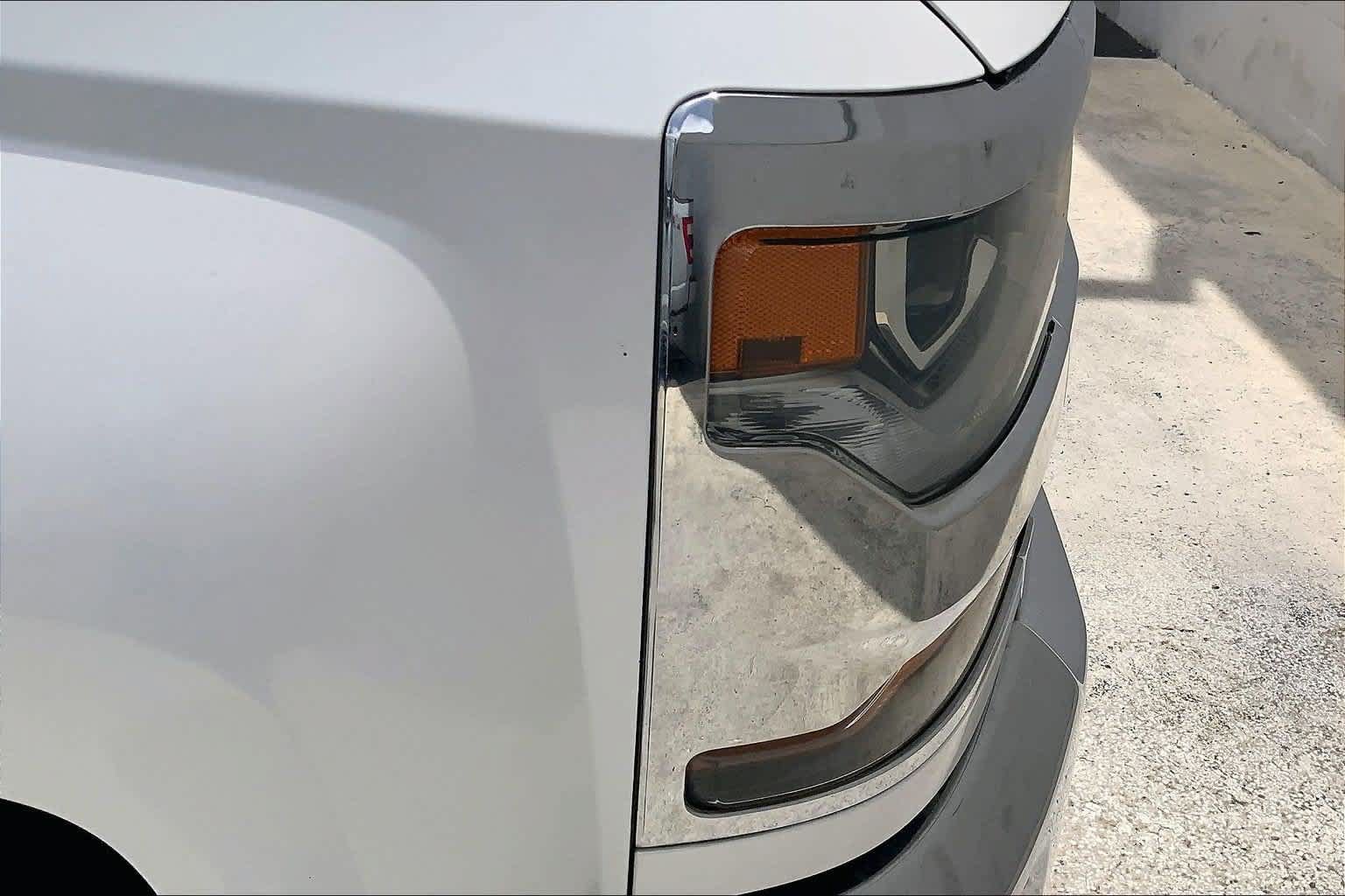 Used 2018 Chevrolet Silverado 1500 LT w/ All Star Edition RWD image 31