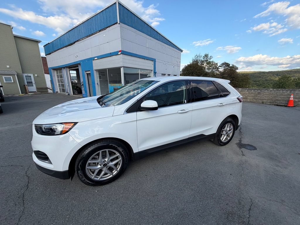 Used 2024 Ford Edge SEL AWD/4WD image 2