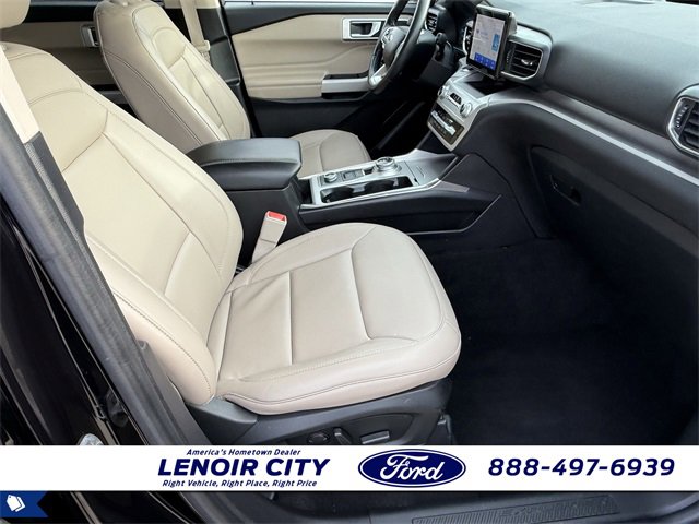 Used 2022 Ford Explorer XLT w/ Equipment Group 202A image 19