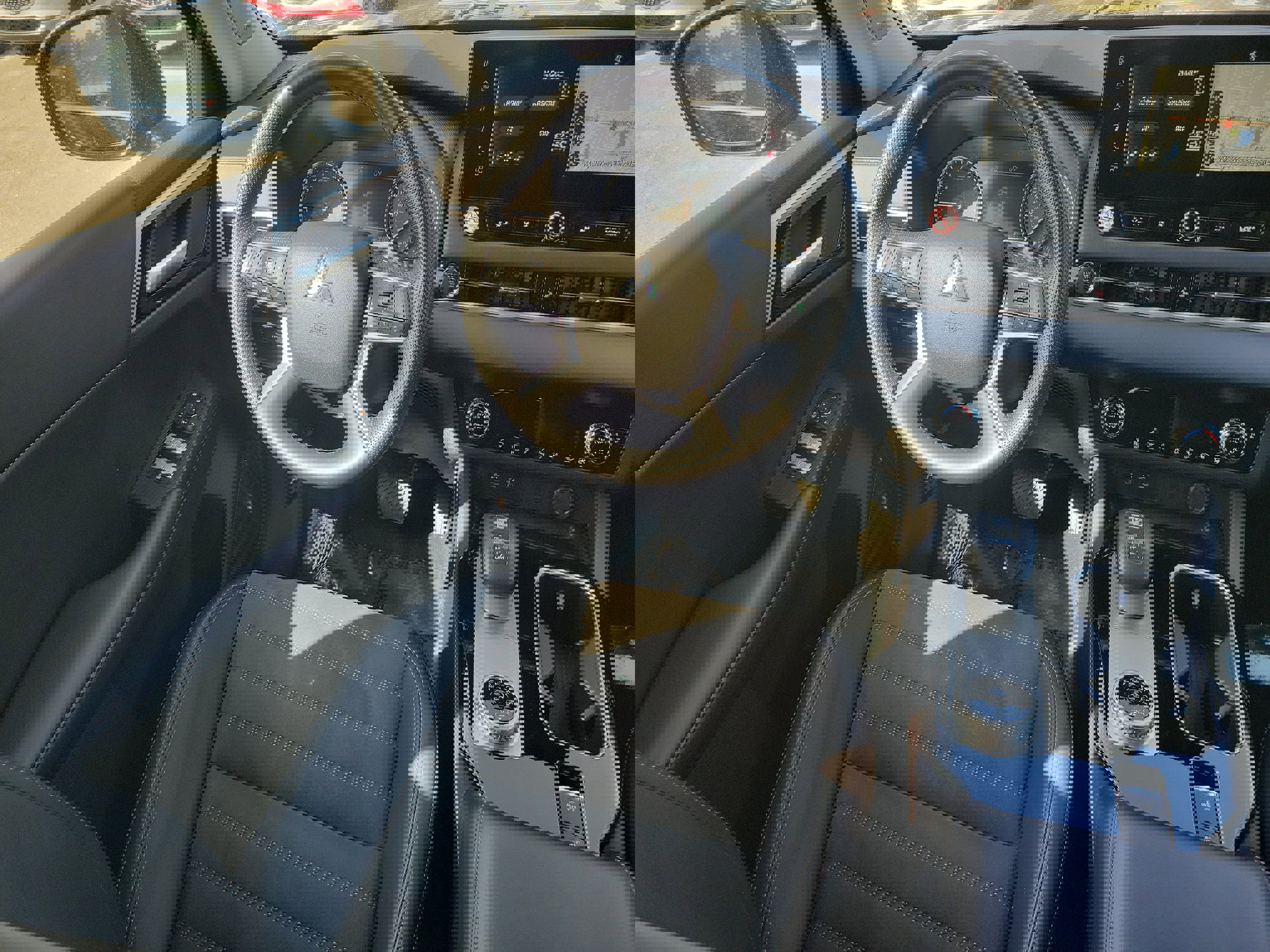 Used 2025 Mitsubishi Outlander AWD image 9