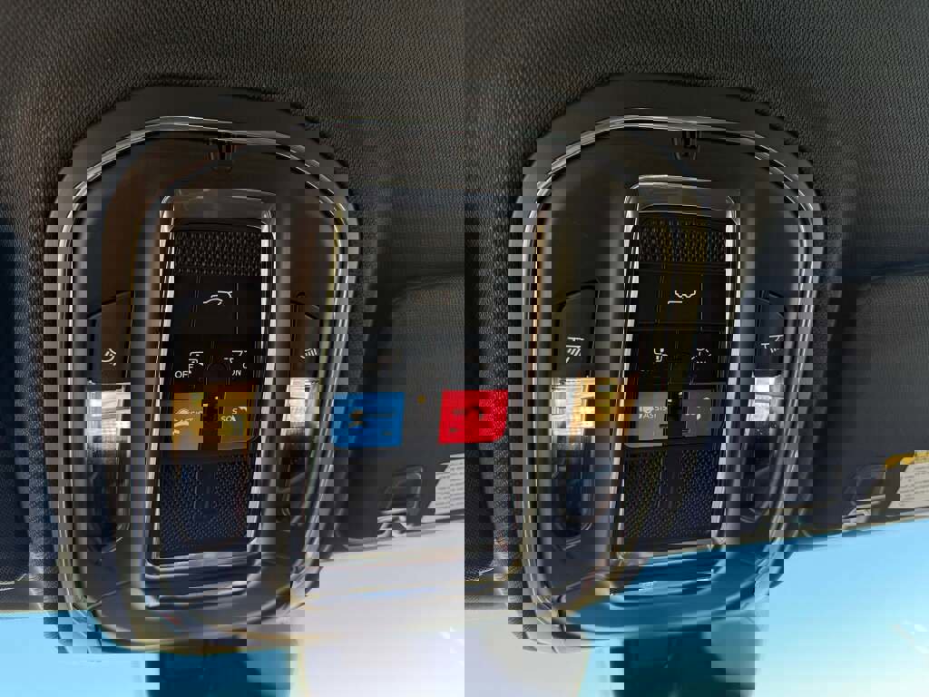 New 2026 Jeep Grand Cherokee Altitude image 35