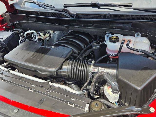 Certified 2026 GMC Yukon AT4 Ultimate w/ LPO, Floor Liner Package AWD/4WD image 23
