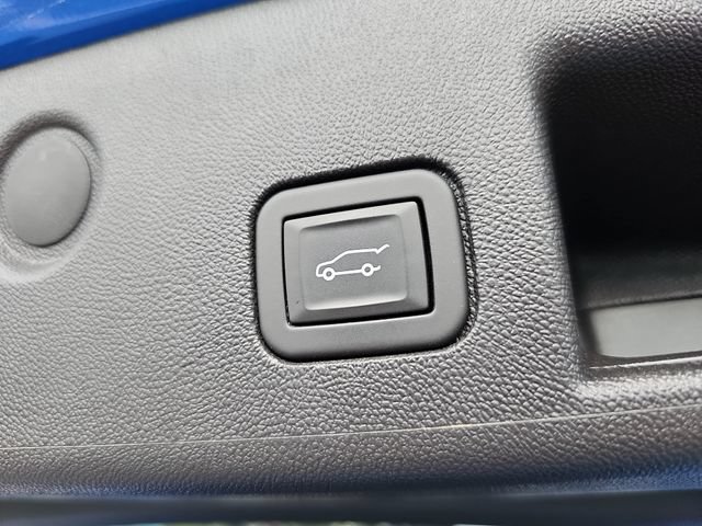 Used 2024 Chevrolet Equinox RS w/ RS Leather Package FWD image 13
