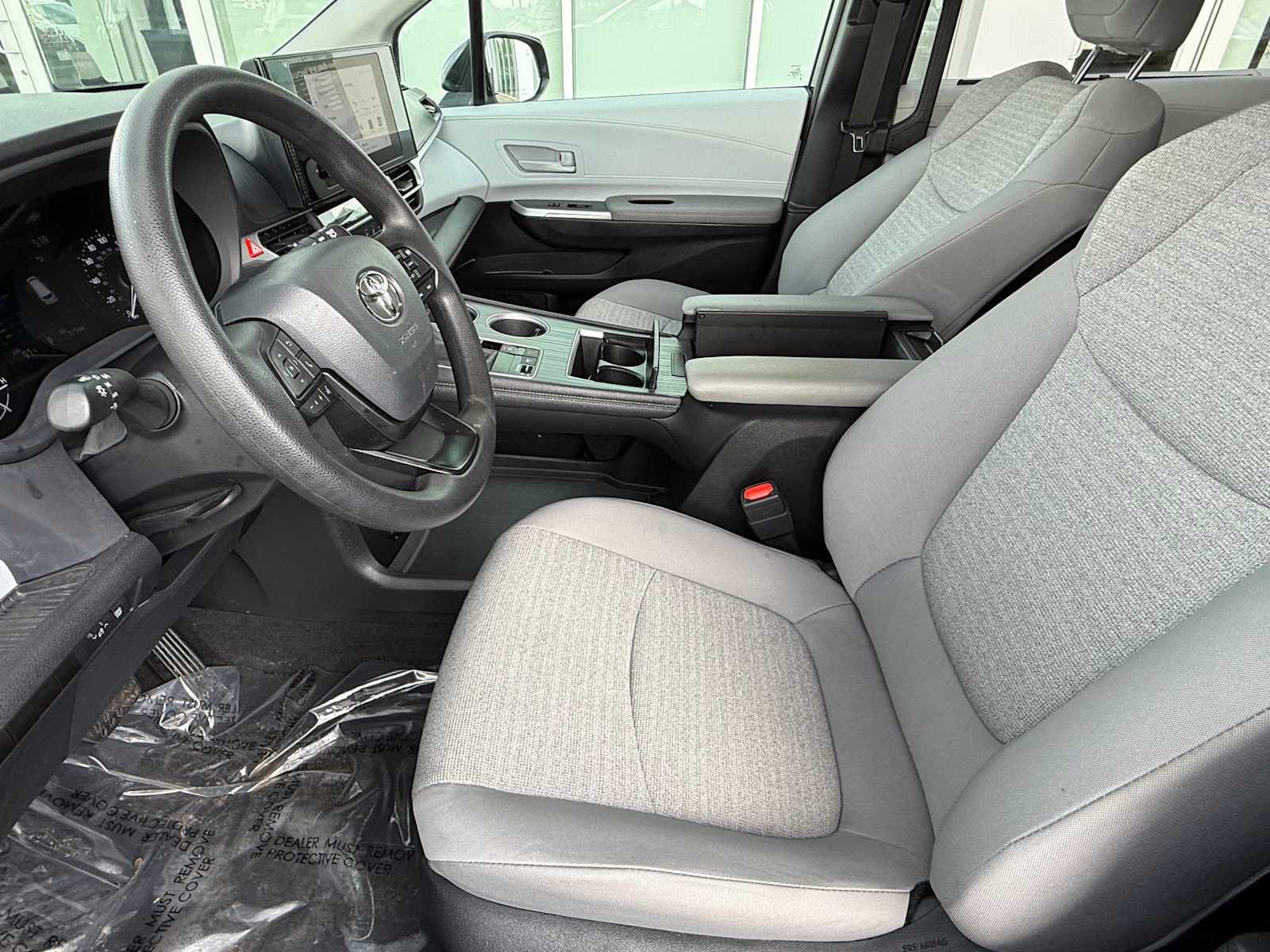 Certified 2026 Toyota Sienna LE AWD/4WD image 13