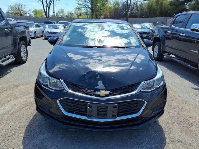 Used 2017 Chevrolet Cruze LS image 2