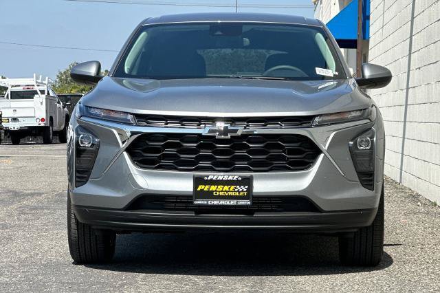 New 2026 Chevrolet Trax LS w/ LS Convenience Package FWD image 9