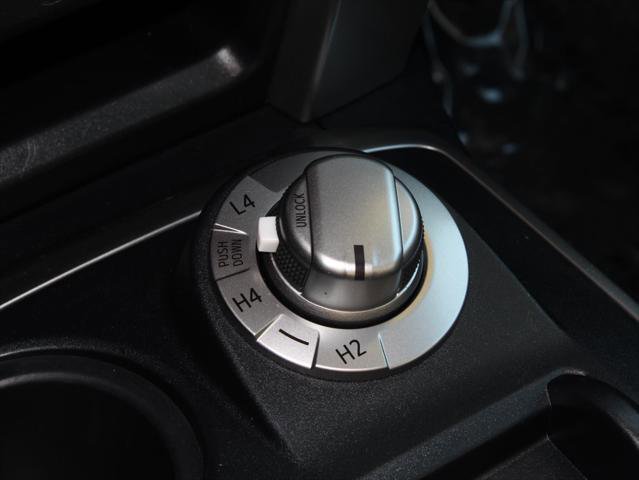 Certified 2020 Toyota 4Runner SR5 image 12