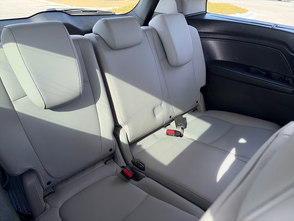 Used 2021 Honda Odyssey Touring image 38