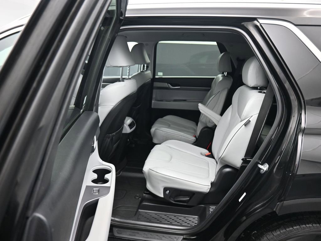 Used 2024 Hyundai Palisade SEL FWD image 35