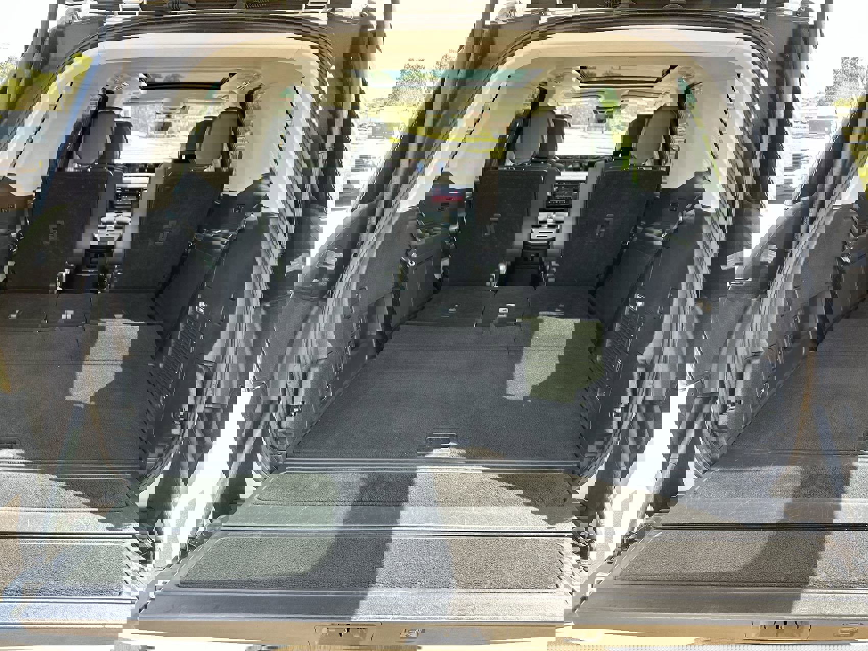 Used 2025 Lincoln Navigator Reserve image 27