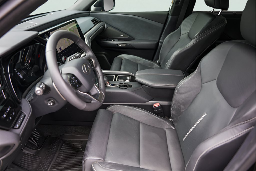 Used 2024 Lexus TX 350 FWD w/ Technology Package image 11