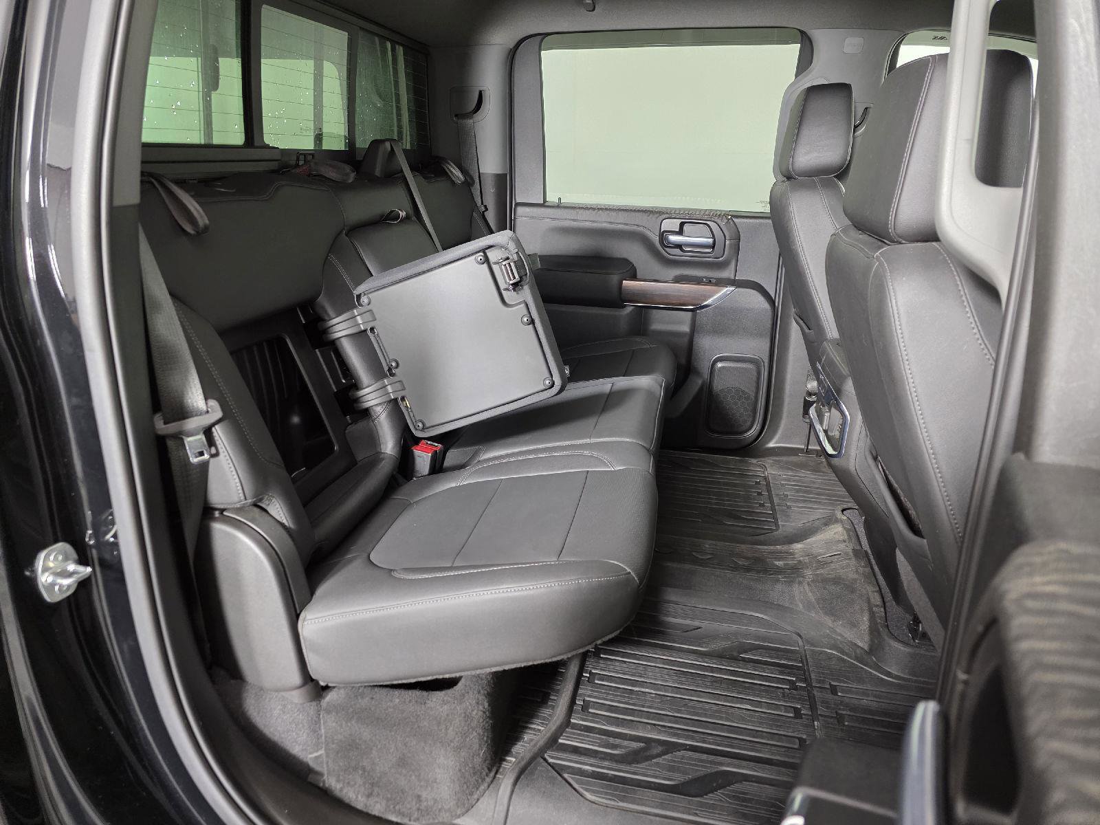 Used 2021 GMC Sierra 3500 SLT w/ SLT Preferred Package AWD/4WD image 20