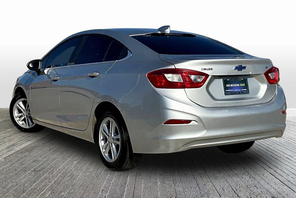 Used 2016 Chevrolet Cruze LT w/ LT Convenience Package image 6