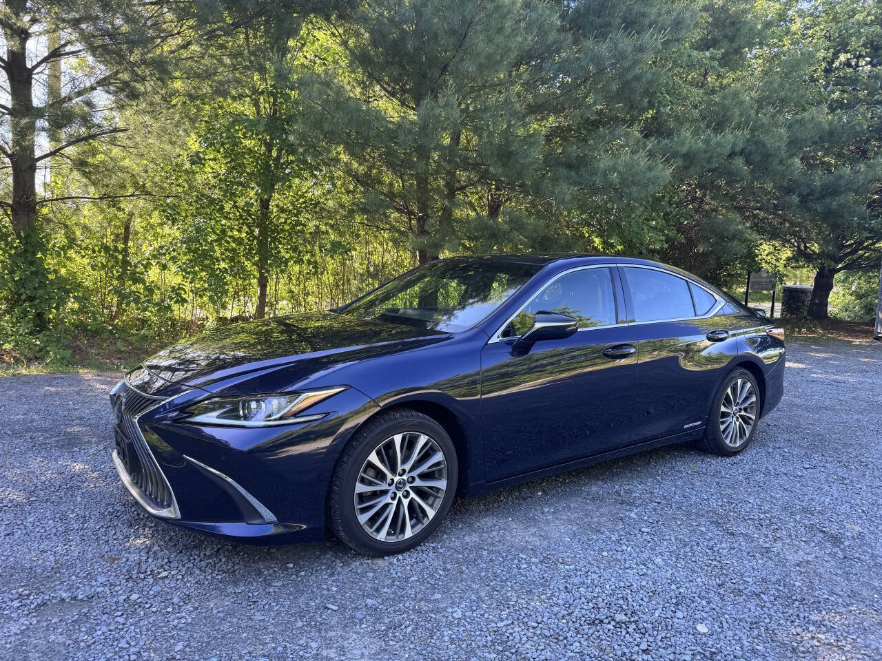Used 2021 Lexus ES 300h w/ Premium Package FWD image 1