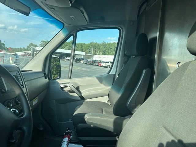 Used 2017 Freightliner Sprinter 2500 image 7