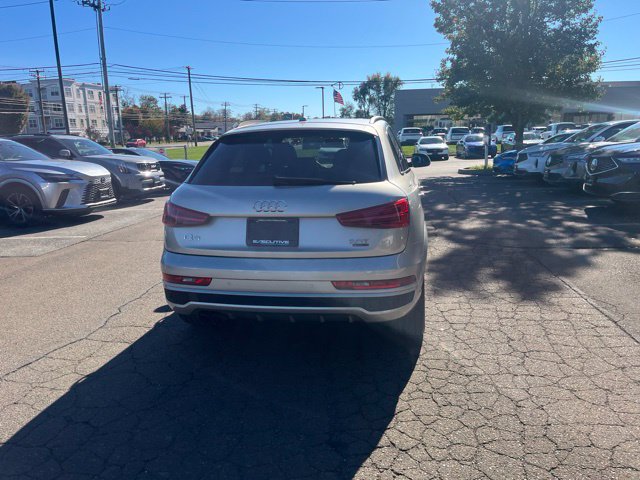 Used 2018 Audi Q3 2.0T Premium Plus w/ Premium Plus Package AWD/4WD image 12
