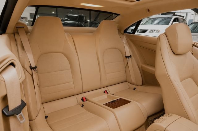 Used 2011 Mercedes-Benz E 550 Coupe image 24