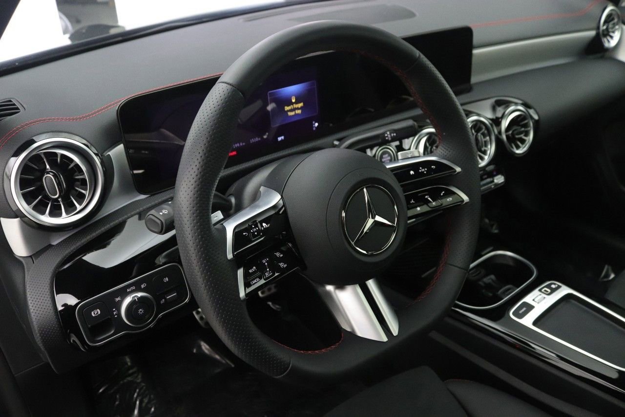 Certified 2026 Mercedes-Benz CLA 250 image 17