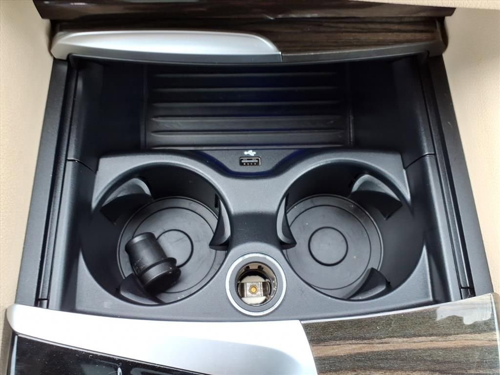 Used 2022 BMW 530i xDrive w/ Convenience Package image 22