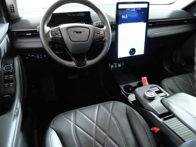 Used 2024 Ford Mustang Mach-E Select w/ Comfort Package Lite AWD/4WD image 4