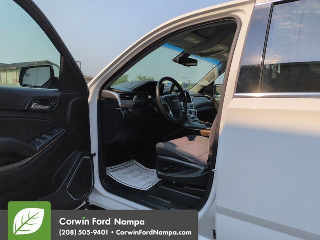 Used 2017 Chevrolet Suburban LS RWD image 9