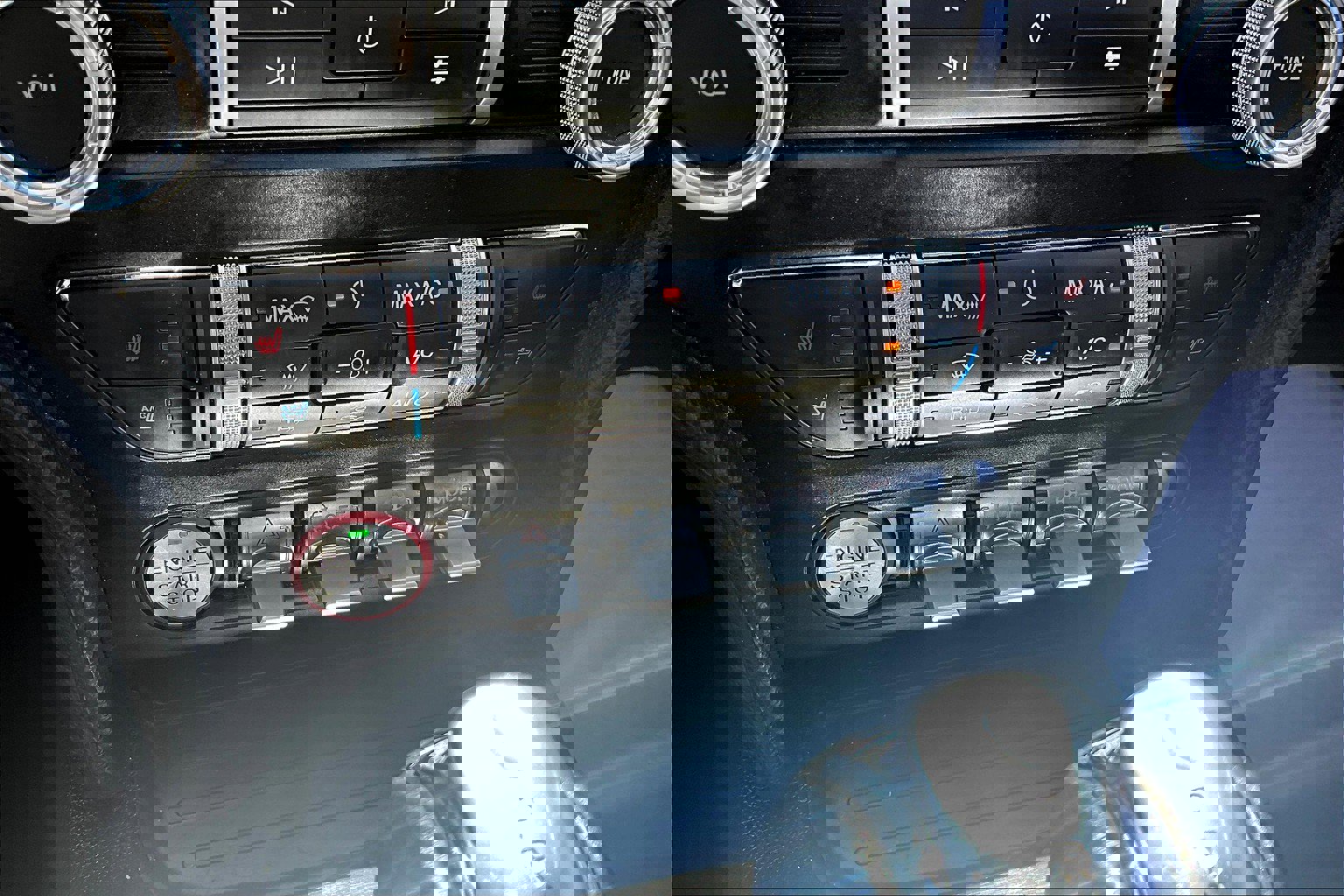 Used 2022 Ford Mustang Premium image 33