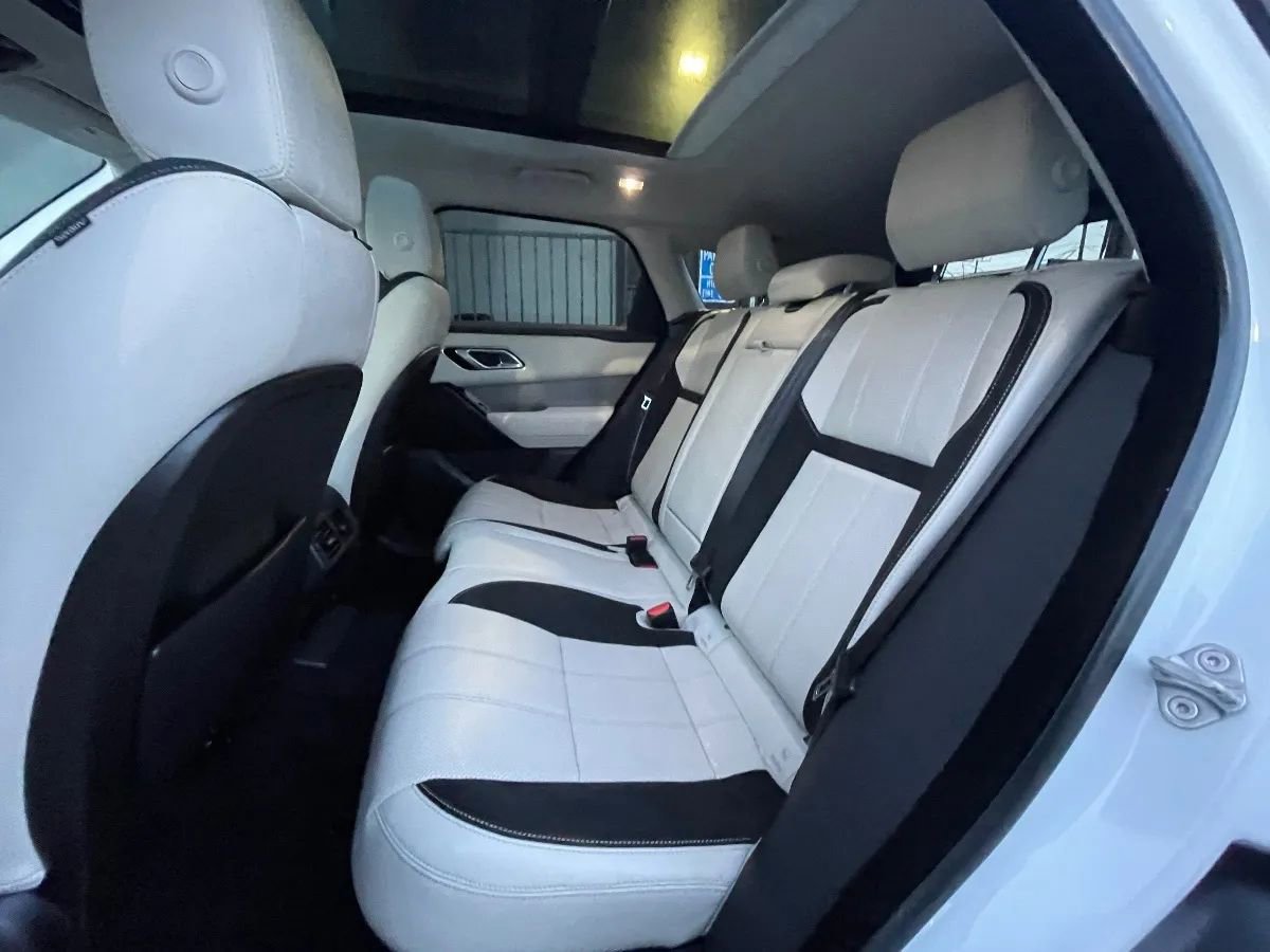 Used 2019 Land Rover Range Rover Velar S AWD/4WD image 15