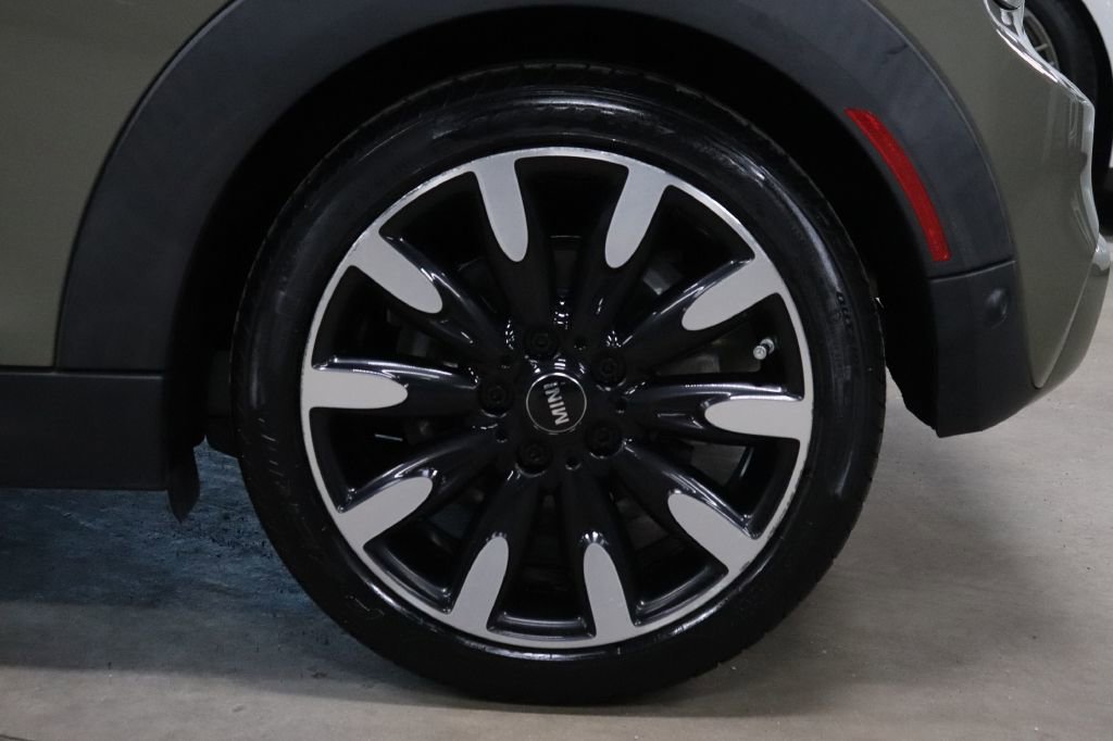 Used 2019 MINI Cooper S image 30