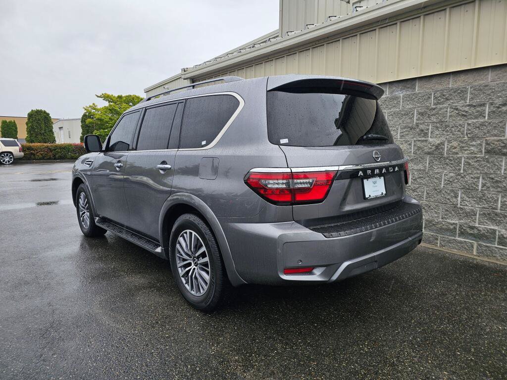 Used 2022 Nissan Armada SL w/ Captain's Chairs Package AWD/4WD image 4