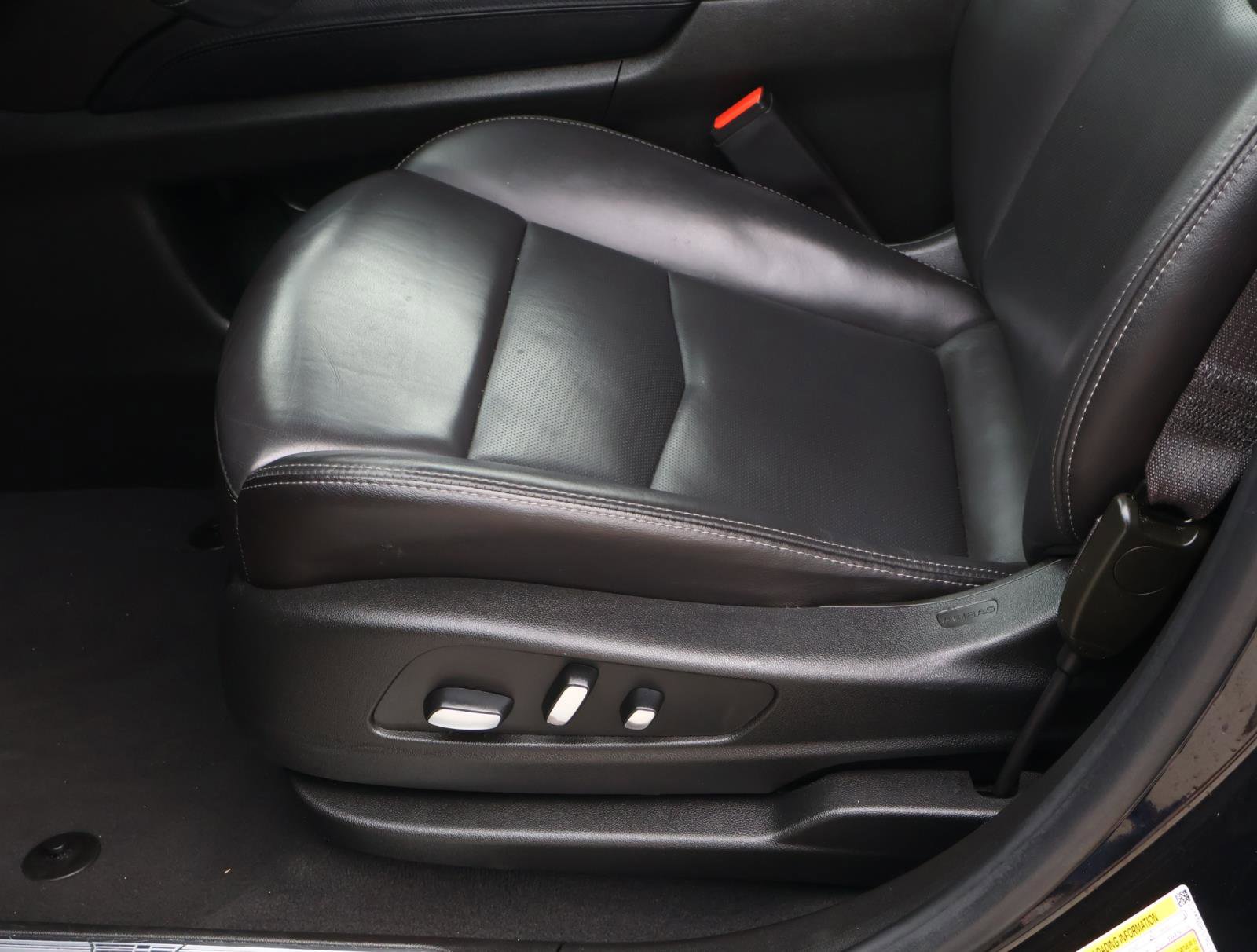 Used 2024 Cadillac XT5 Premium Luxury image 19