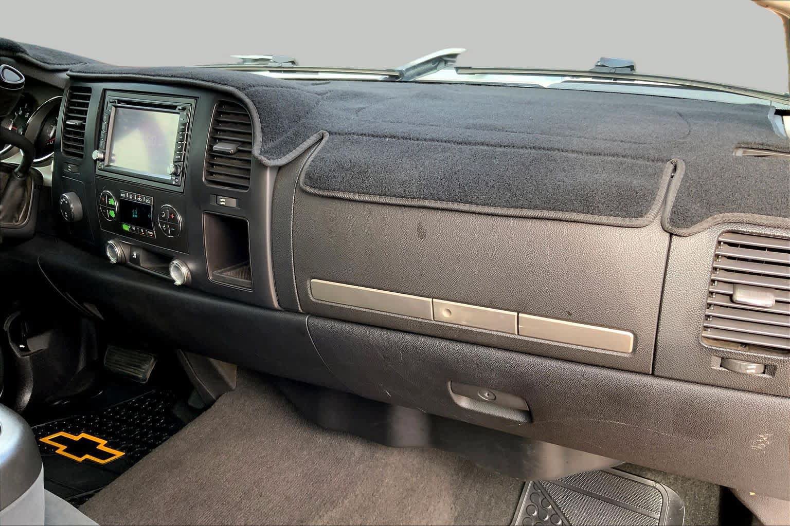 Used 2007 Chevrolet Silverado 1500 LT w/ 1LT Convenience Package AWD/4WD image 17