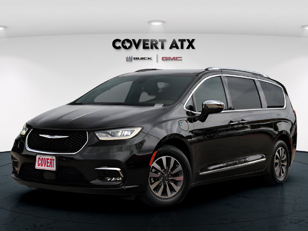 Used 2021 Chrysler Pacifica Limited w/ Uconnect Theater Family Group