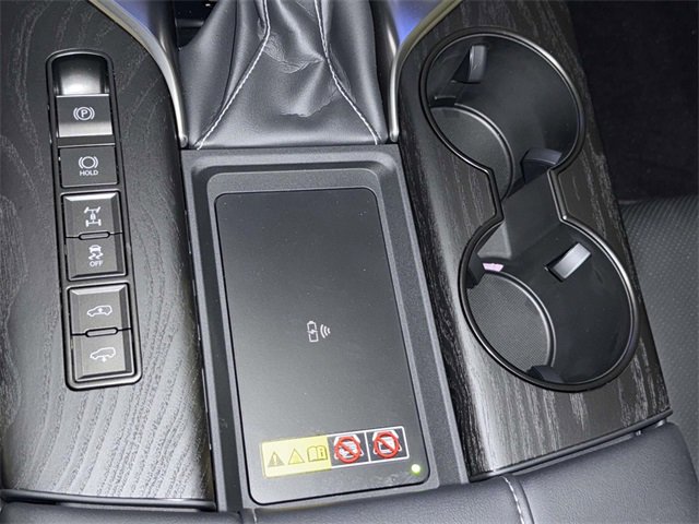 New 2025 Lexus LX 600 4WD w/ Luxury Package image 17