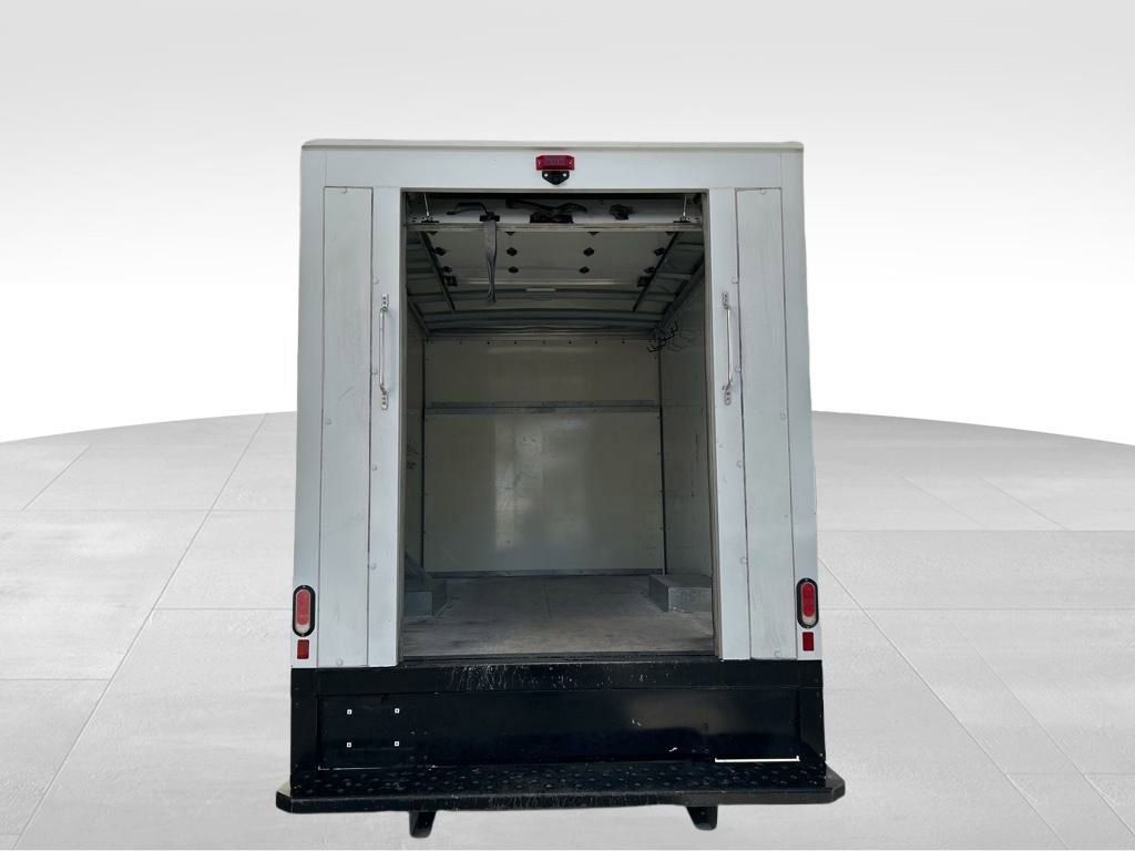 Used 2023 GMC Savana 3500 w/ Power Convenience Package image 24