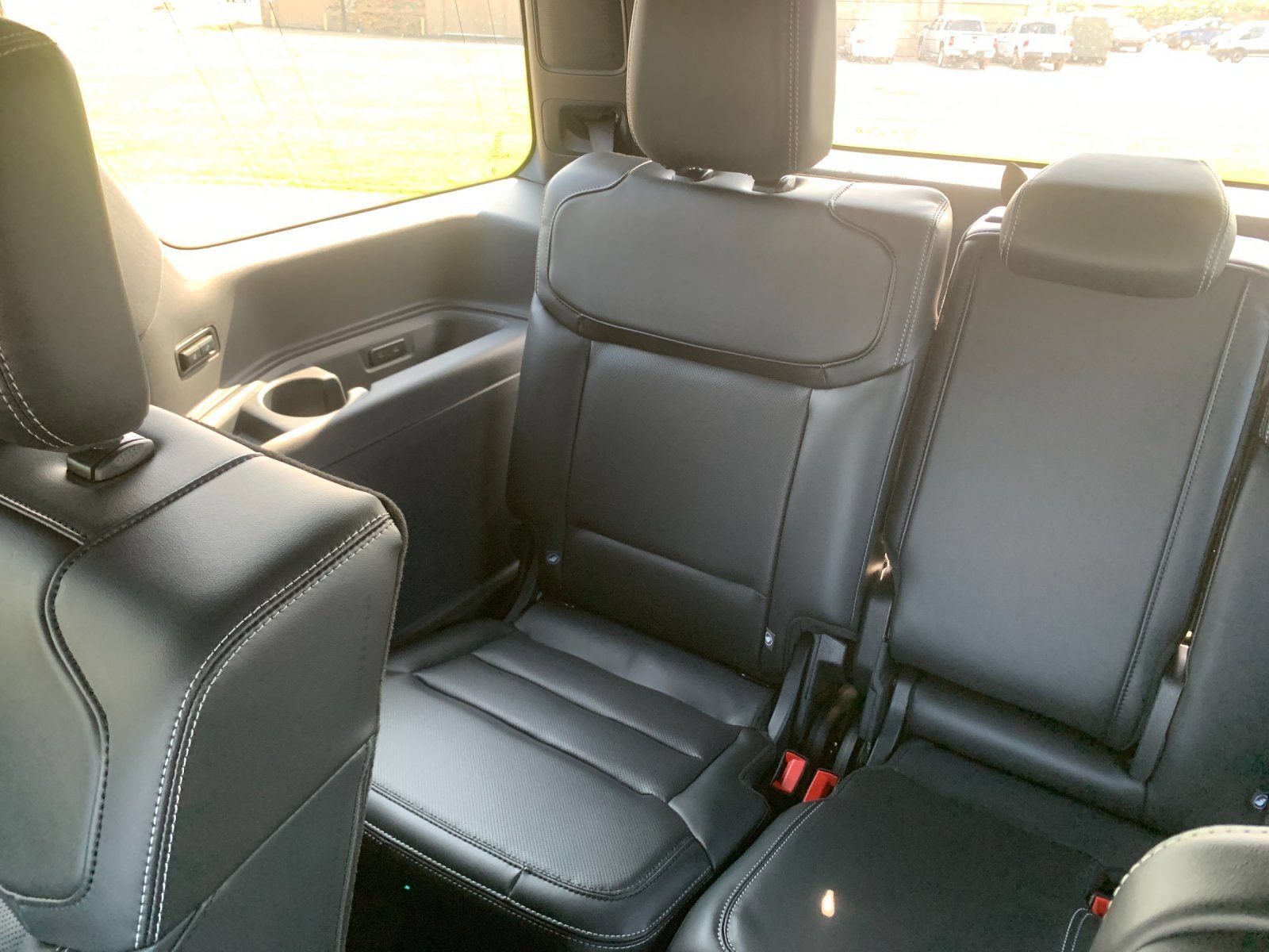 New 2027 Ford Expedition Platinum w/ Stealth Performance Package AWD/4WD image 17