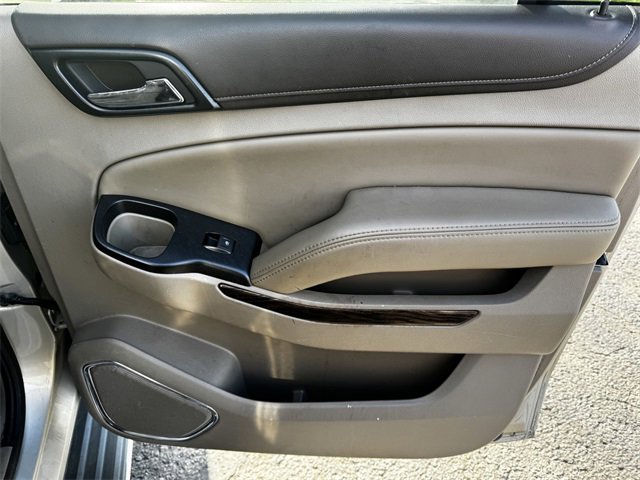 Used 2016 GMC Yukon XL SLT w/ Open Road Package image 16