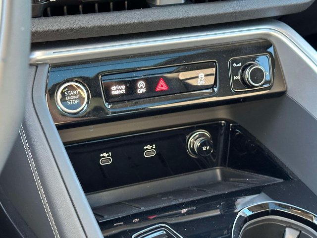 Certified 2025 Audi Q5 Premium Plus AWD/4WD image 32