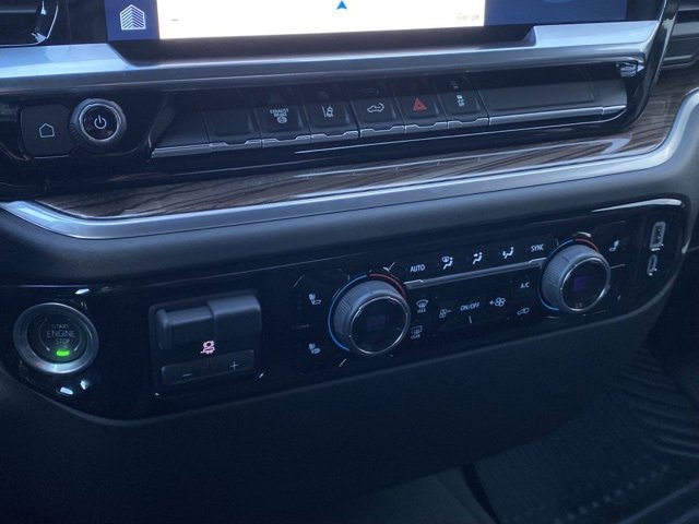 Used 2024 Chevrolet Silverado 3500 LT w/ Convenience Package image 19