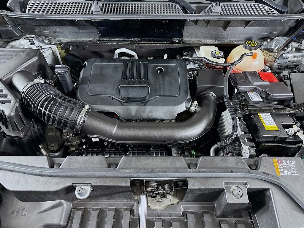 Used 2023 GMC Acadia SLE w/ Driver Convenience Package image 33