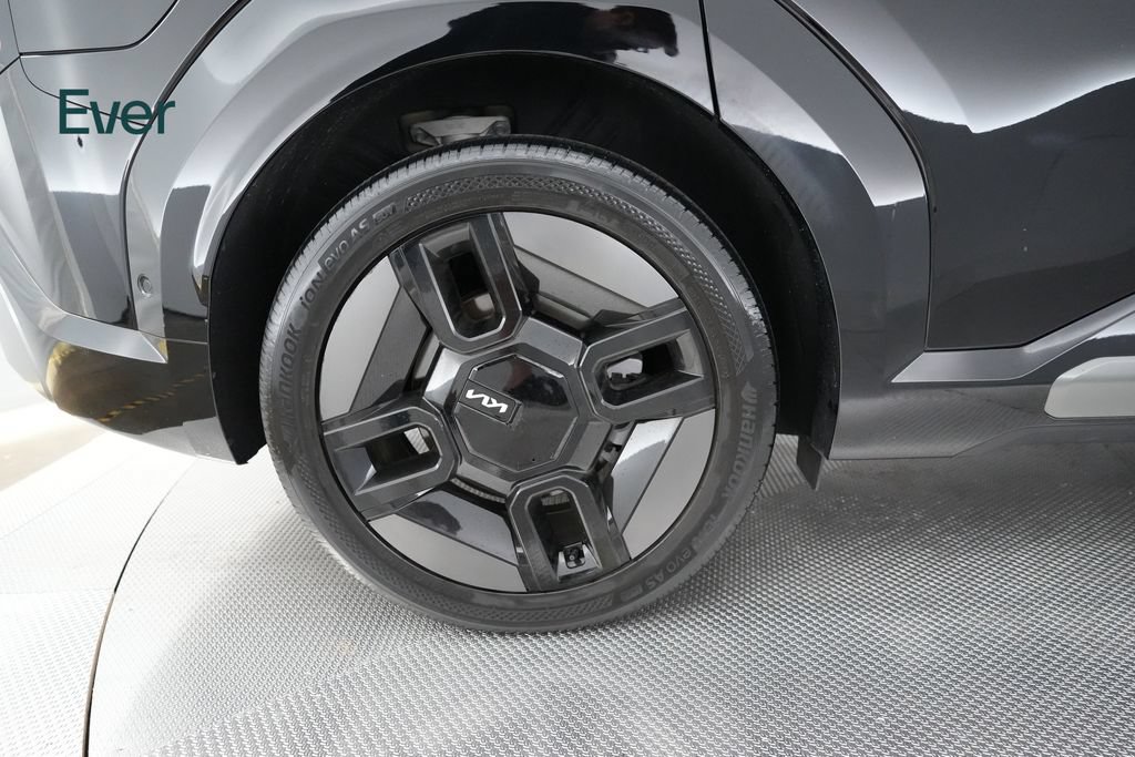 Used 2024 Kia EV9 GT-Line AWD/4WD image 9