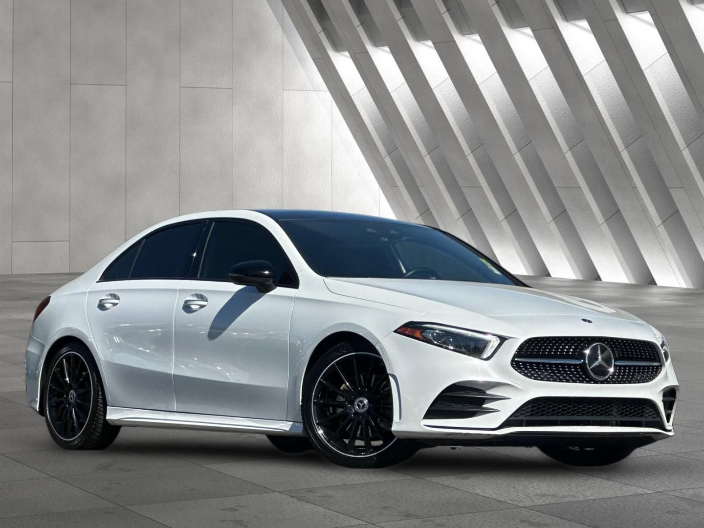 Used 2020 Mercedes-Benz A 220 image 2