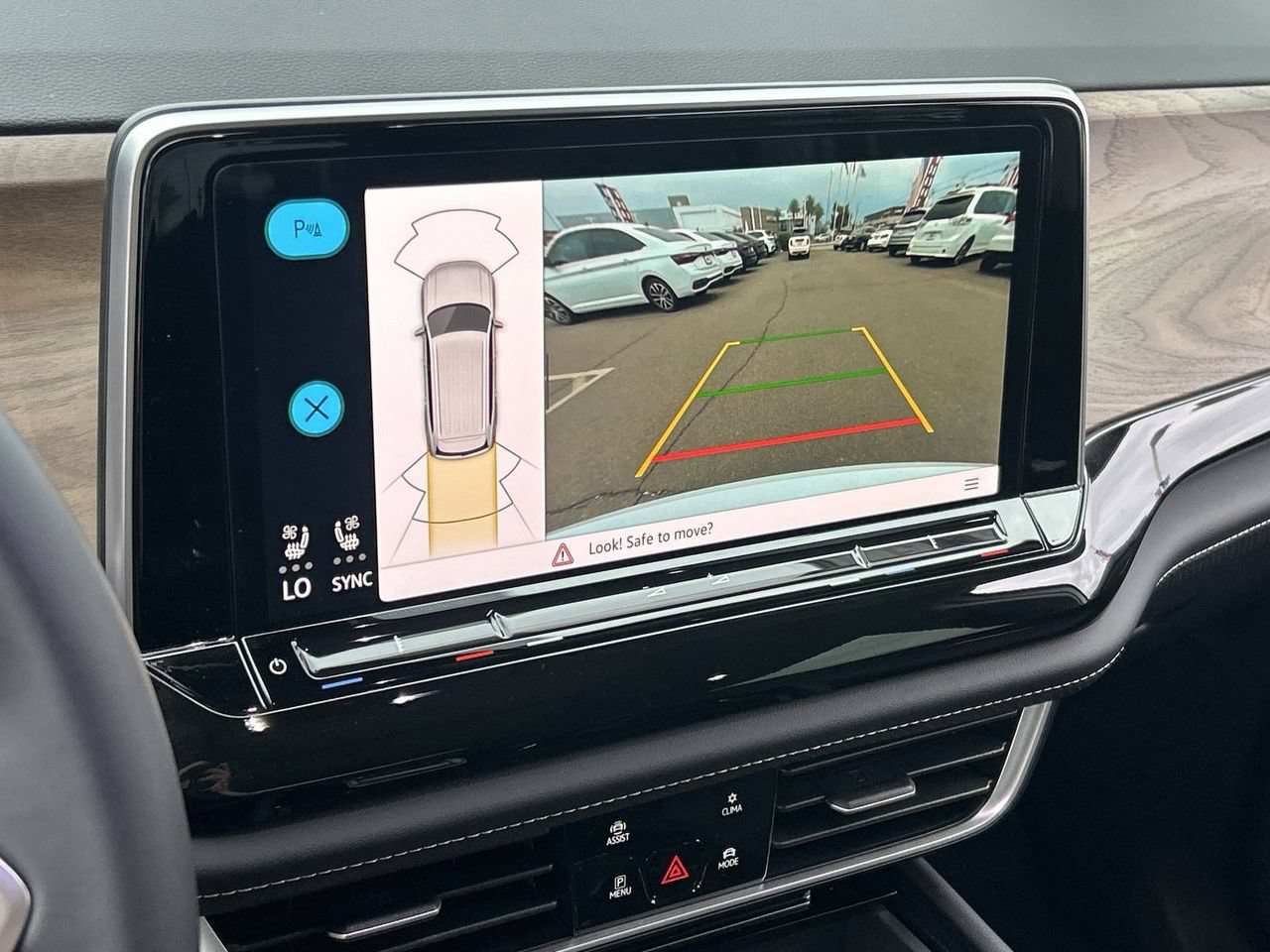New 2026 Volkswagen Atlas SE FWD image 23