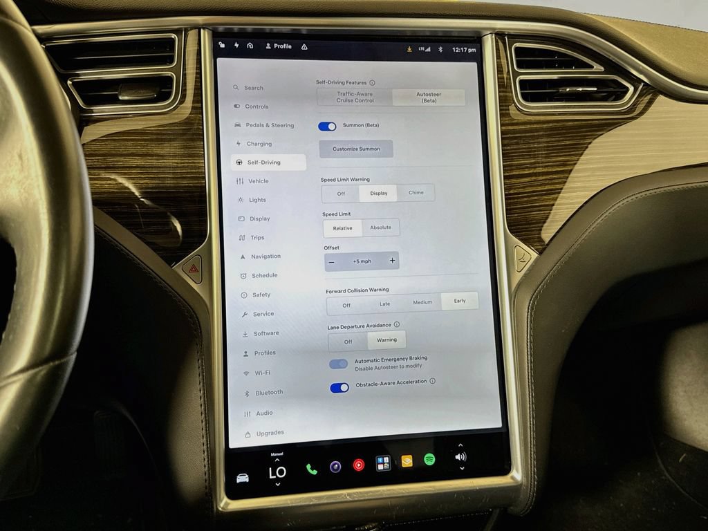 Used 2015 Tesla Model S 70D AWD/4WD image 27