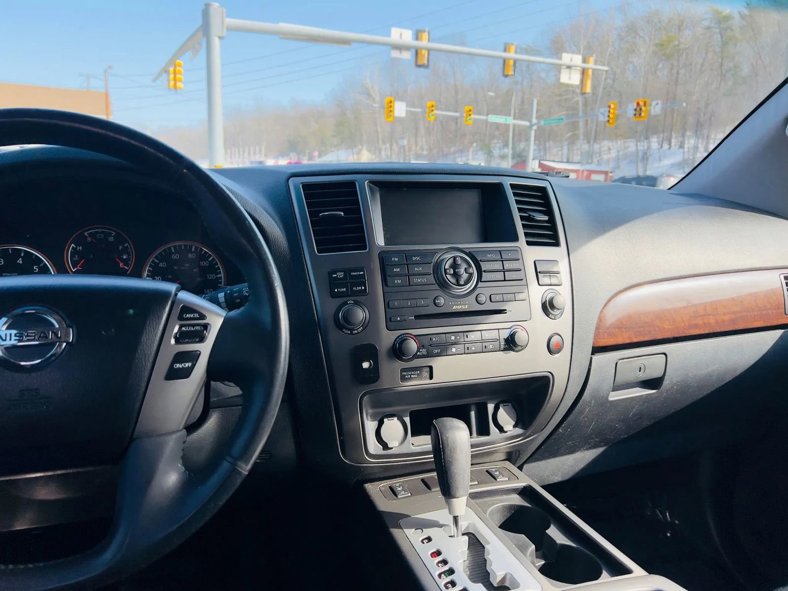 Used 2014 Nissan Armada SL image 26