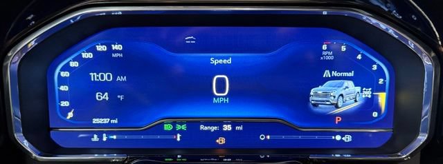 Used 2023 Chevrolet Silverado 1500 High Country w/ Technology Package AWD/4WD image 14