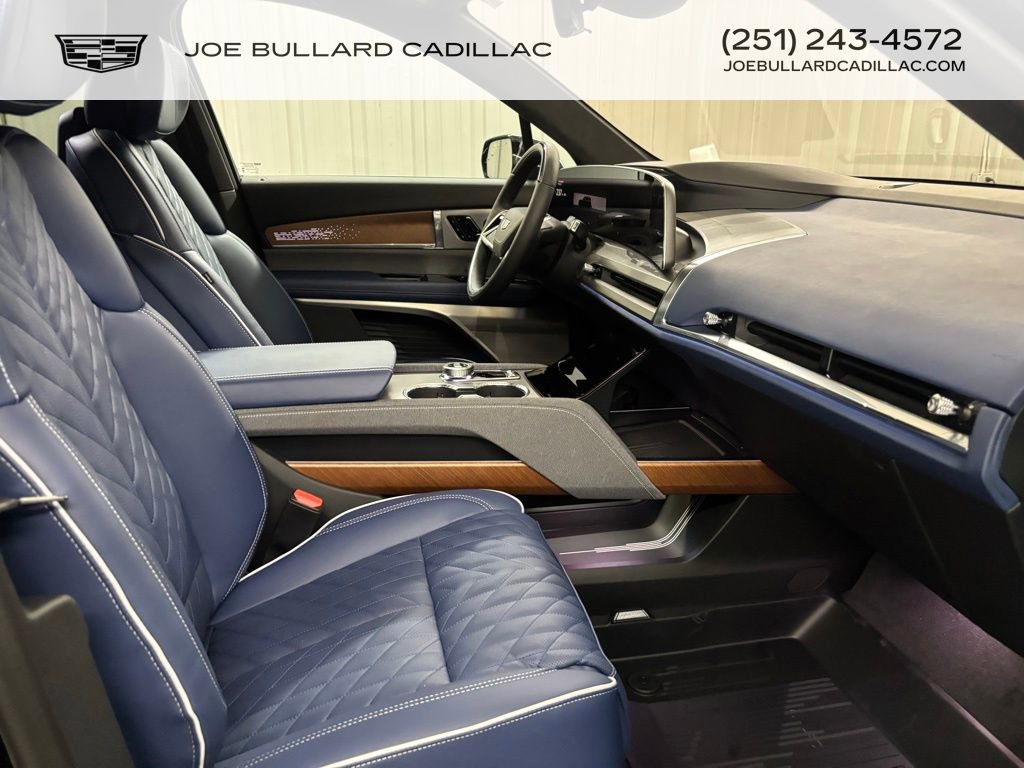 New 2026 Cadillac Vistiq Premium Luxury w/ LPO, Floor Liner Package image 12