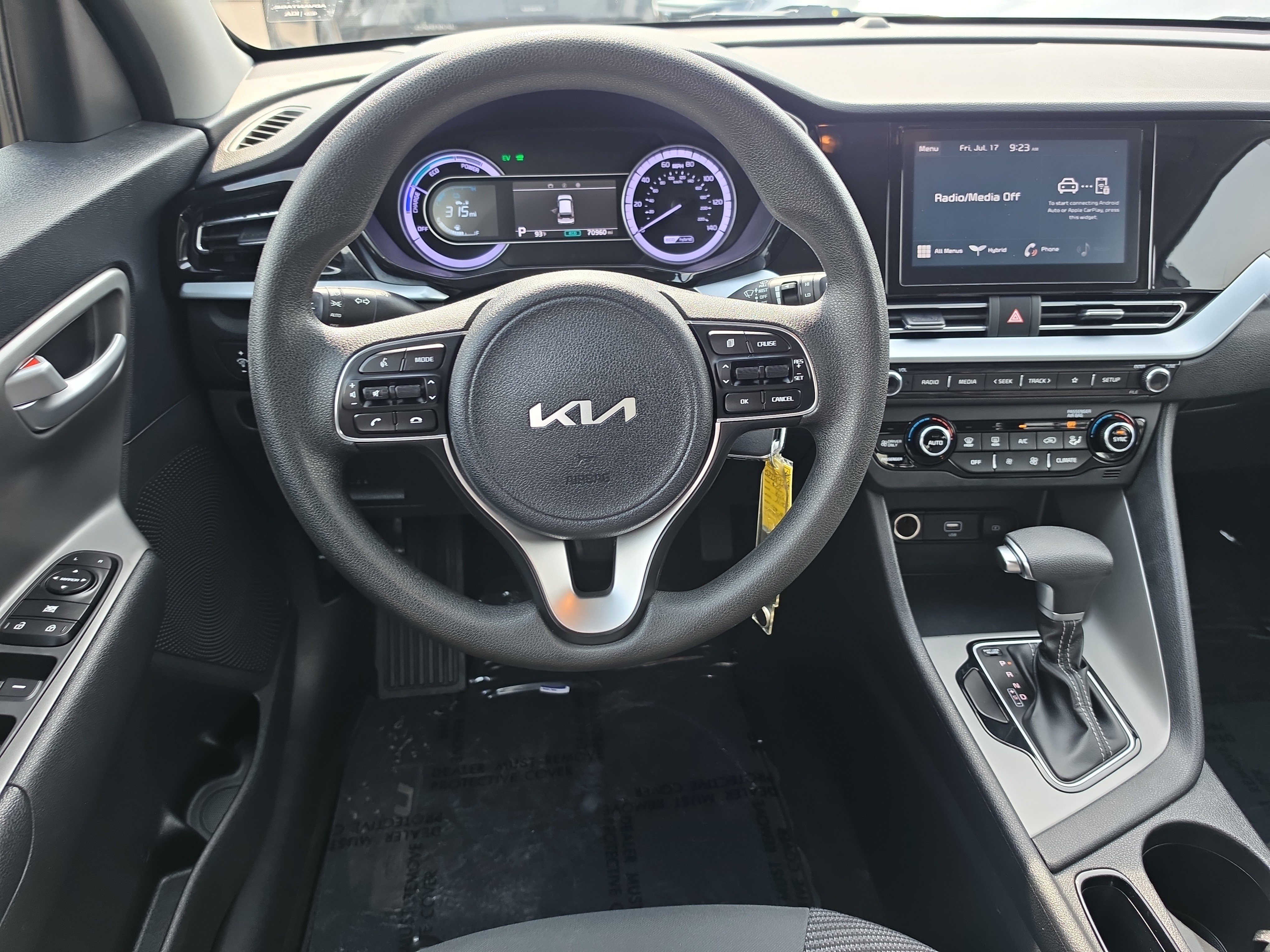 Certified 2022 Kia Niro LX FWD image 13