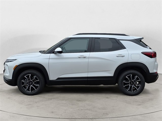 Used 2025 Chevrolet TrailBlazer ACTIV w/ Convenience Package image 2