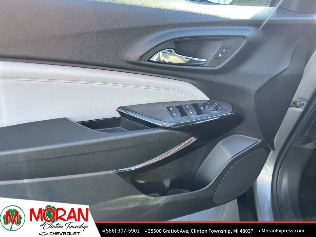 Certified 2024 Chevrolet Trax LT FWD image 15